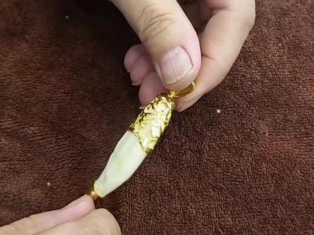 手工订制狼牙吊坠黄金包镶#上热门 #珠宝首饰#手工订制#传承文化 #金凤凰珠宝#凤求凰
