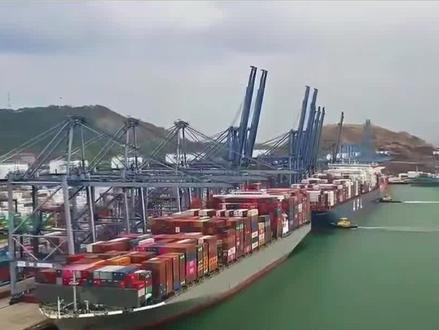 有人问中国敢不敢把巴拿马港口拆个精光?这对基建狂魔来说,根本不是胆量问题