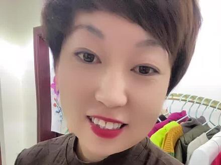 @DOU+小助手 又是改领子的一天,你的衣服也有这样的问题吗,跟着我学起来吧#修改衣服小妙招 #缝纫日常 #创作灵感