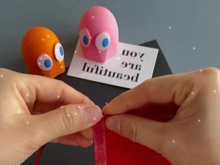 过年教你用红纸做个喜庆的鞭炮,亲子手工制作,过年就该这么玩,你学会了吗?