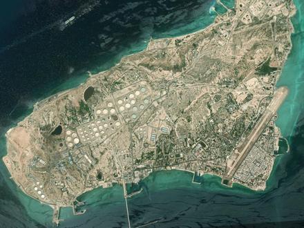 哈尔克岛不仅是伊朗的经济支柱,更是备受全球关注的“战略棋眼”#哈尔克岛 #伊朗 #中东 #石油