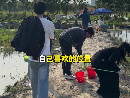 五一能用!钓小龙虾了!实现小龙虾自由!钓上来可以直接带回家!#钓龙虾 #钓龙虾的快乐 #周末去哪玩 #宁波五一去哪玩 #钓小龙虾