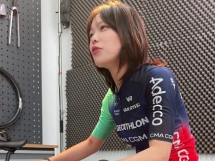 20寸适合120cm到135cm的小朋友
24寸适合135cm到150cm的小朋友
#迪卡侬#自行车 #儿童自行车 #儿童自行车推荐 #直播预告