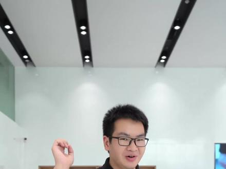 小鹏P7i OTA升级,满满的黑科技#小鹏p7i #小鹏黑科技大赏