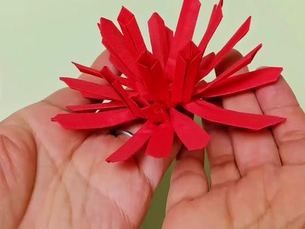 红莲花 红莲花开,好运自来,用一张红色的A4纸就可以做一朵红莲花。#手工折纸 #红莲花 #折纸 #手工 #亲子手工