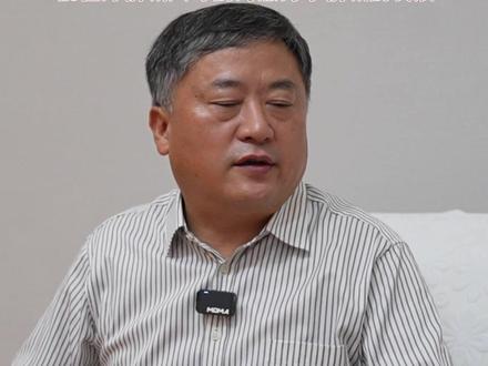 桐城融媒专访在外乡贤,合肥工业大学原党委书记、华南理工大学教授、广东省珠江学者特聘教授余其俊。“借在外桐城人才的力服务于桐城的发展”。#桐城 #乡贤 #合工大 #华南理工大学 #博导