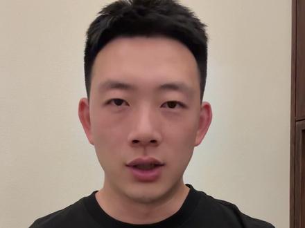 零跑D99内饰速评全解析,把“空间魔法”玩到极致,你觉得卖多少钱?#零跑D99 #零跑汽车 #纯电豪华mpv #谁是全能MPV天花板
