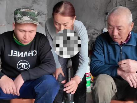 东北姑爷子在老丈人家地位就是这么刚 直接拿捏#家庭地位 #鲸裕清酒