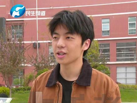 4月12日(发布),河南郑州,“既然学了,就要学出成绩来!”18岁男孩被保送至上海交大 ,平常数学英语140多分,理综单科90分左右,阳光爱笑,爱打篮球,就怕上交大没有胡辣汤。#媒体精选计划