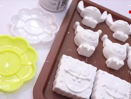 涂迷你石膏大PK!海绵宝宝VS史迪仔,“暗黑'版库洛米你见过