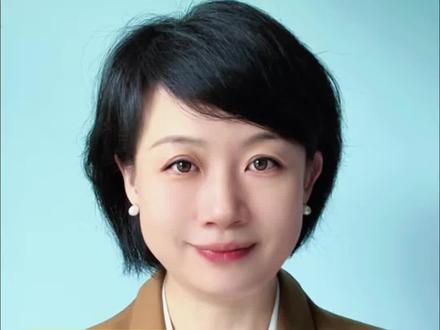 神舟二十三号奔赴太空,这次任务为何格外受关注?#一年太空驻留#神舟二十三号发射成功#中国首位香港籍女性航天员黎家盈#神舟二十三号