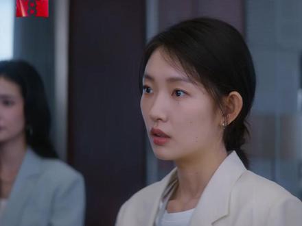 #即刻上场 黄月离开君安,众人为她送行。#来央八看好剧