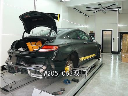 三分产品七分装,改车安装工艺也很重要‼️#抖音汽车 #奔驰amg #包围