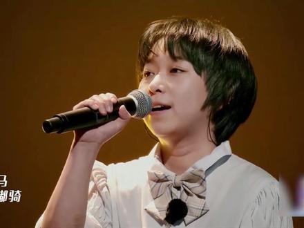 常德丝弦的浅浅吟唱,让人一下就回到了童年的巷子#音乐现场 #开口跪