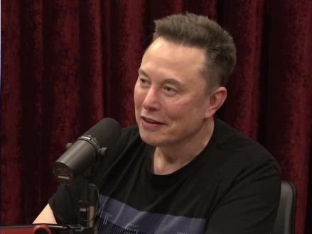 马斯克预言:电脑前的工作AI会快速取代 #马斯克 #ai #工作