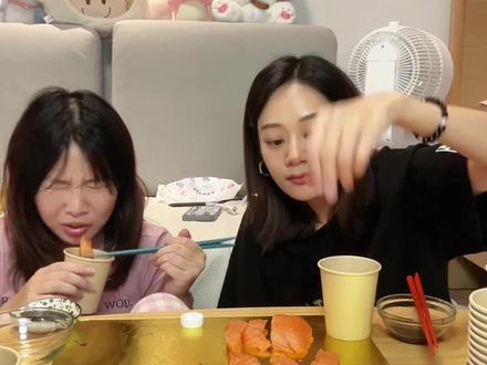 详细测评一下各大平台的三文鱼,没想到雷真的不少啊!没有广子,大家放心看!#吃货日常 #三文鱼刺身 #三文鱼 #美食测评 @抖音小助手 @抖音热点宝 @抖音美食达人助手