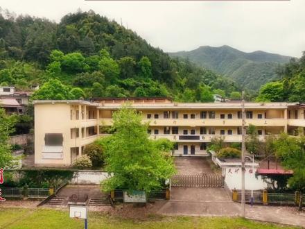 记忆中的百年老矿——天河煤矿,承载了多少人的青春岁月?