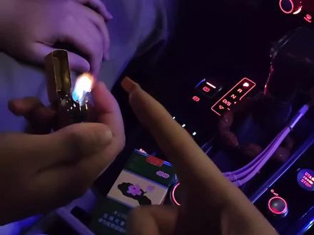 美甲点烟 做成功男人#我们俩 #情侣日常 @❄️➕