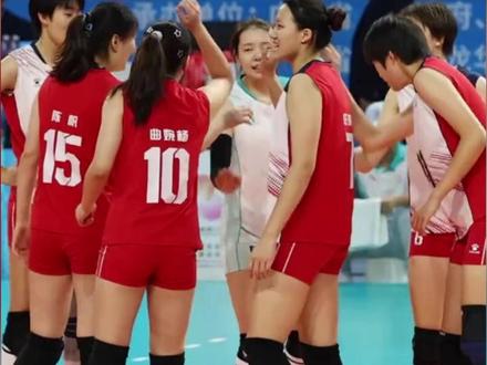 再接再厉,再创佳绩!
十五运动河北U18女排获得第四
创造河北女排全运会历史最佳战绩