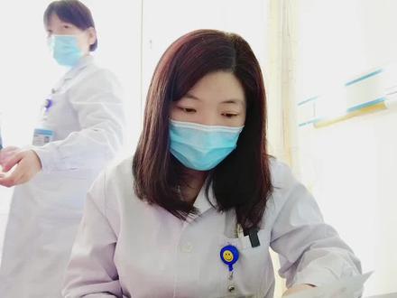 什么是绒毛穿刺呢?如果孕妇早期NT增厚进行绒穿,对胎儿来说安全吗?孕妈们快来了解学习吧~
#产前诊断 #健康科普 #希望这条视频能帮助到你 #孕妈 #胎儿发育