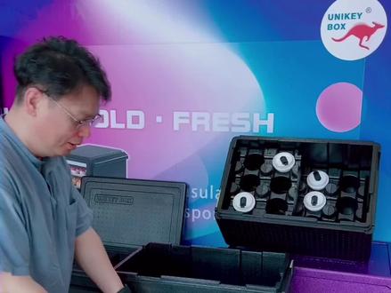 灵活组合杯托,咖啡奶茶保温箱
杯托插件,游戏般的组合使用,保温4个小时温度相差无几。
#保温箱 #咖啡 #奶茶#水果杯