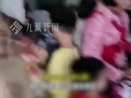 6月20日报道,广东怀集,#市监局回应赵一鸣零食店遭哄抢 :事件已移交公安处理,#赵一鸣零食店称会积极配合处置 。