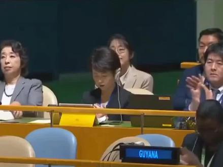 日本首相访韩遭韩国网友吐槽,百万韩国人眼睛受伤#日本 #日韩