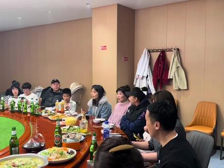 十二年光阴,谢谢你做我的孩子,未来漫漫,我们永远在你身后。
#永远积极向上永远热泪盈眶