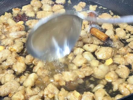 熬猪油时不要直接下锅,牢记4放3不放的诀窍,猪油又香又白无异味 #熬猪油