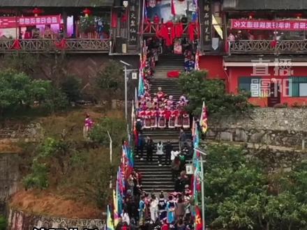 10月25日,羌历新年。羌乡儿女载歌载舞庆丰收。纳吉纳鲁!#羌历年