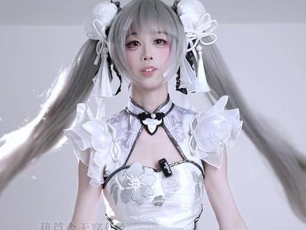 个人不是很喜欢版型,没有曲线感直上直下的 #永劫无间穿云赛季 #游戏破壁计划#殷紫萍 #雾都 #玉髓冰心