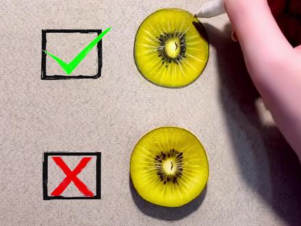 一颗逼真的猕猴桃🥝该怎么画呢,我来教你们👉❤️#绘画教程#创意#手绘#美术#创意美术#画画#立体画#写实画