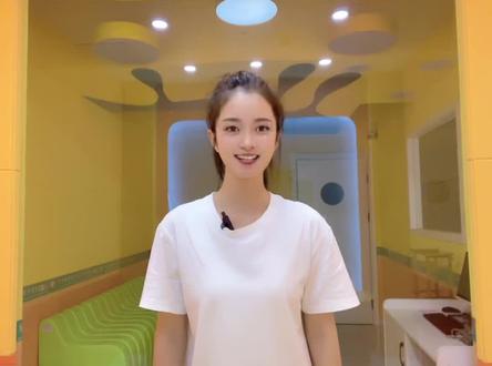 幼儿故事表演《小猪的理想》#故事表演 #幼儿故事表演 #幼儿故事大赛 #幼儿故事绘本 #少儿口才 #朗诵 #讲故事 #讲故事热门 #故事大王比赛 #少儿口才小钰老师 #少儿语言表演 #睡前故事