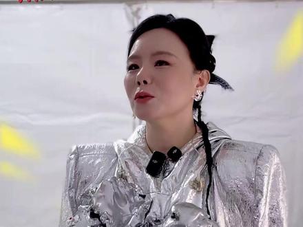 龚琳娜:“唱完歌,我要去尝尝中山乳鸽”! (来源:南方+)#2025中山草莓音乐节 #中山 #龚琳娜