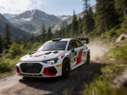 飞驰人生3看完之后不来台小车?
压岁钱都要不够啦!
#飞驰人生3 #小比例车模 #拓意
#男人的玩具 #奥迪
@拓意官方旗舰店 @电影飞驰人生3 @奥迪