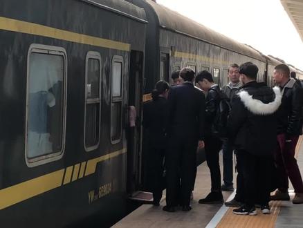 坐火车如何站票变卧铺 #抢票 #春运 #卧铺 #补票