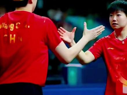 韩莹老公“雷洋”实话实说!雷洋在直播间说!莎头组合哪里是运动 #国乒#孙颖莎王楚钦 #体育#抖音伙伴计划