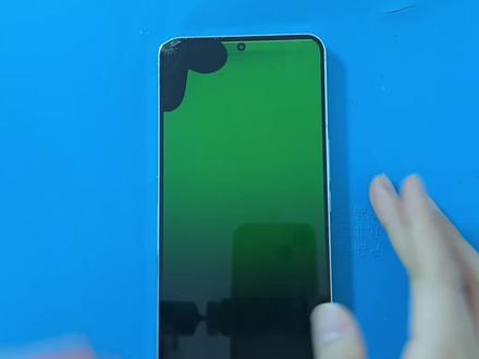 #上热门 魅族20pro更换带框屏幕总成,想知道你摔坏屏幕的手机是需要更换总成还是外屏,仔细看视哦!专业魅族手机维修!#魅族#魅族手机维修 #创作灵感 #手机 @抖音小助手 @DOU+小助手