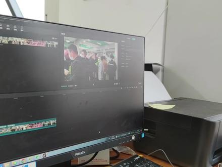 剪映电脑版如何导入本地贴纸? #剪映电脑版教程 #办公技巧 #小技巧你学会了吗 #画中画