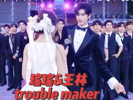 妹妹是真敢说呀 这铁三角真是一个也不能少,妹妹和瑶瑶就是专门调侃队长的😂😂#舞台互动瞬间 #AI瑶瑶 #龙浩天妹妹 #龙浩天 @AI瑶瑶☀️ @龙悦🐰(龙浩天妹妹) @龙浩天🐲 (酉阳桃花源酉州古城直播) @抖加🔥上热门🔥dou+🔥热点宝