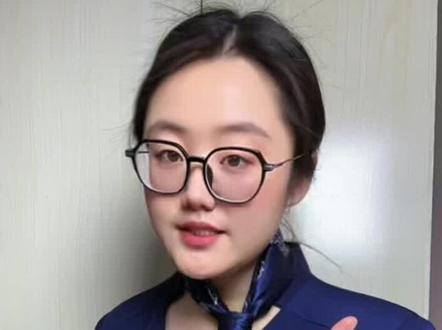 第一次坐飞机、哪些座位千万别选,内部人告诉你!#第一次坐飞机 #飞机选座 #飞机选座攻略 #第一次坐飞机要注意什么 #第一次坐飞机攻略
