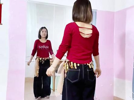 年年都有《男朋友》2026背面完整版#男朋友 #零基础学舞蹈 @抖音作者助手