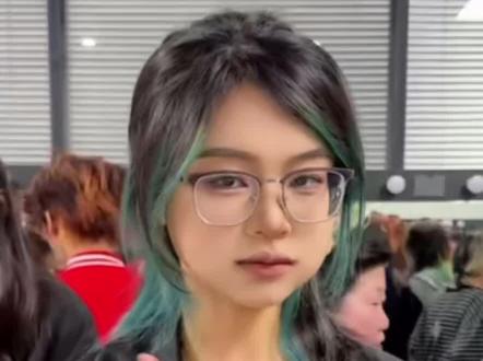 来曼亚的条件,你满足了吗#曼亚美业教育 #学化妆 #化妆学校#学习