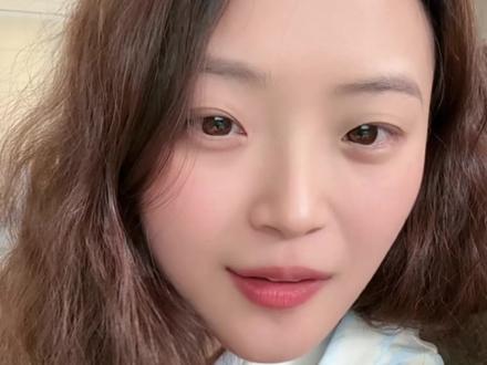 反正我没见过哪个女生搭讪帅哥不成就开始人身攻击。某些男的希望你明白,我承认确实不是什么美女,但是你是真的丑,穷,抠,还有素质低下,我真看不上你,你确实也配不上我!😂这种男的就是现实生活中无车无房或者有个小破车,钱挣不到一分根本娶不上老婆,就在各大直播间给擦边小网红刷刷礼物🎁充大哥,人家跟他加微信不过位了维护要礼物罢了,回个表情他还以为人家爱上他了!互联网上让你免费看美女就得了你还真以为是在给你选妃任你采摘?🤣🤣🤣#女性智慧 #搭讪 #女性成长
