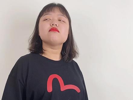 听说最近这个火的很~我也来扭一扭 @奥黛丽厚本 #夏日摆胯舞