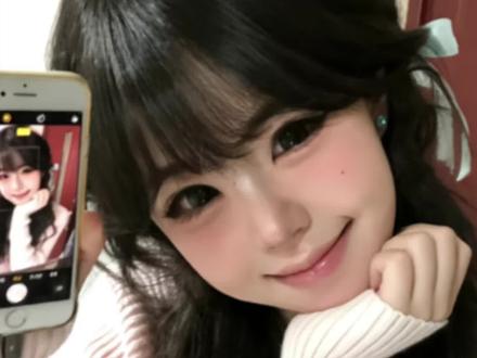 确定不来学这个简单又有🌸氛围感的韩系甜妹妆嘛❗️
#我化妆是不是太夸张了 #春日氧气妆 #新手化妆教程 #春日清透妆好物推荐 #甜妹妆 @抖音小助手 @DOU+小助手