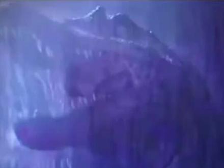 “棘神做了一个龙王梦”“烈火焚烧身躯,背帆随风摇曳,它踏入那深谙河流,一去不复返,现在,梦该醒了”视频由@世三VXSYATRE 提供#侏罗纪公园#侏罗纪公园3#棘龙#战神棘龙#混剪