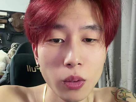 不是所有人都是光膀哥 #三角洲s8 #三角洲行动 #新春来三角洲接红 #就想说点大实话