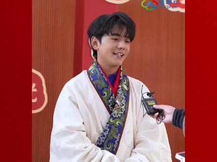 丁真向您送祝福 祝大家“马”上发财 #2026藏晚 #丁真