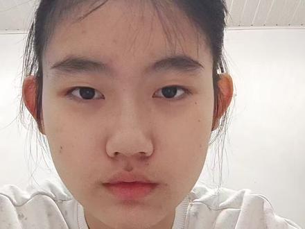 剪毁了刘海怎么办?看了这期视频你就会了! #娱乐 #头发 #剪发前vs剪发后 #剪发翻车 #10后
根本就没有补救刘海的方法…………